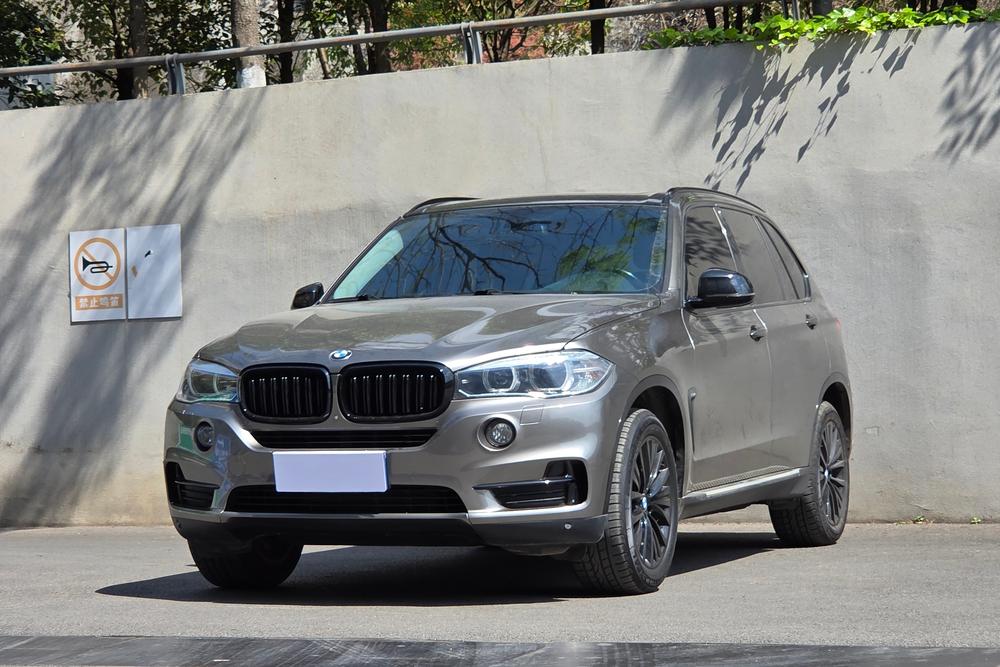 BMW BMW X5 (Import)