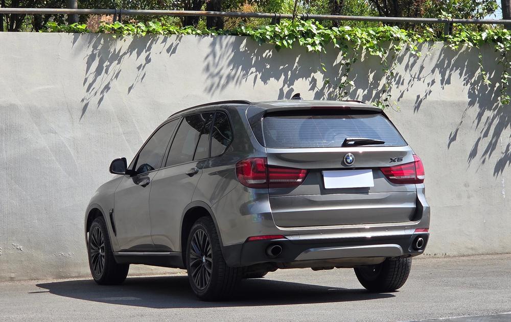 BMW BMW X5 (Import)
