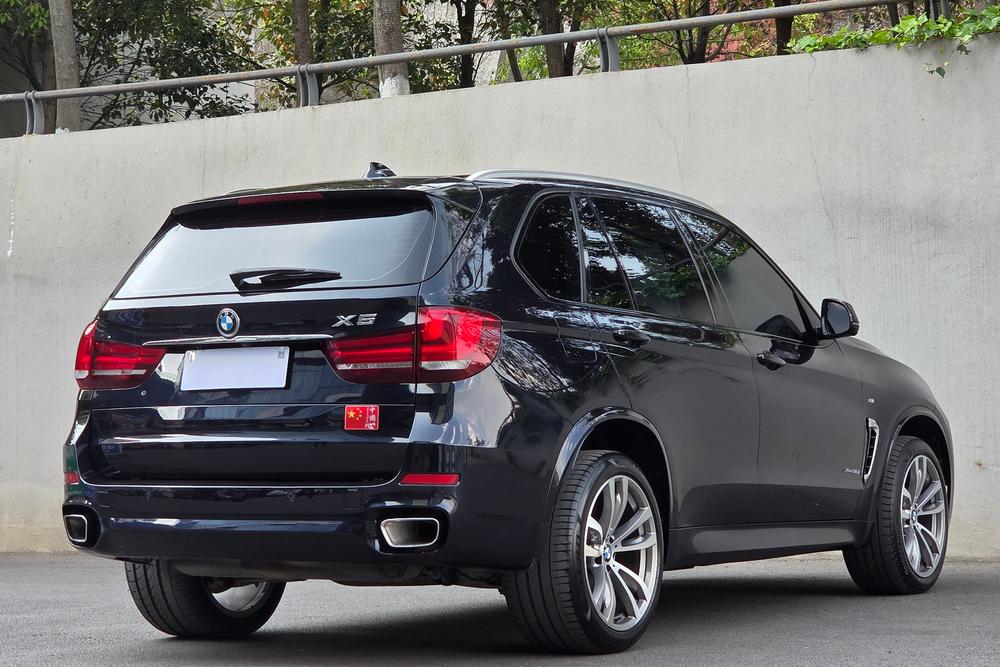 BMW BMW X5 (Import)