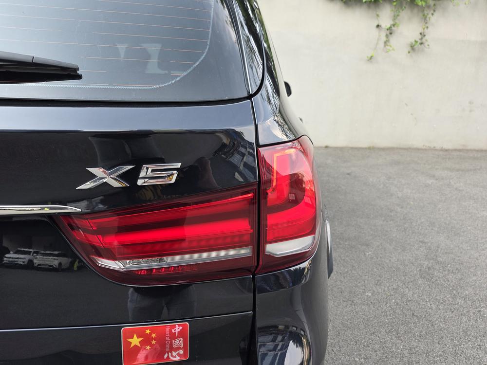 BMW BMW X5 (Import)