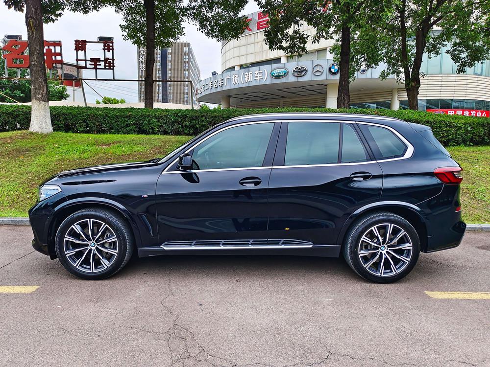 BMW BMW X5 (Import)