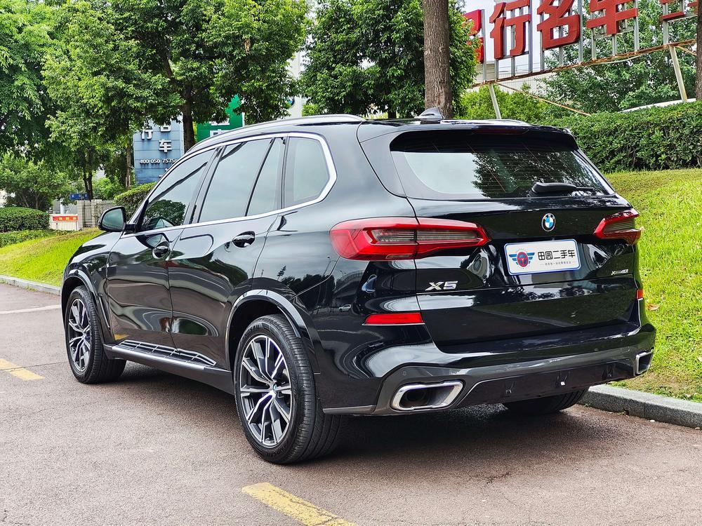 BMW BMW X5 (Import)