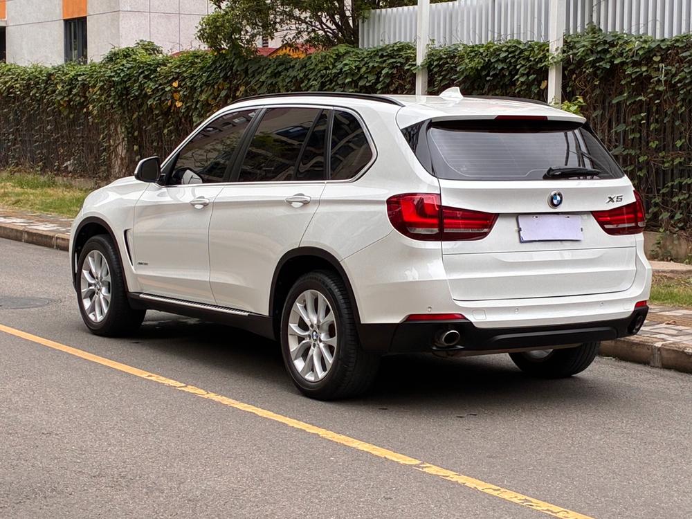 BMW BMW X5 (Import)