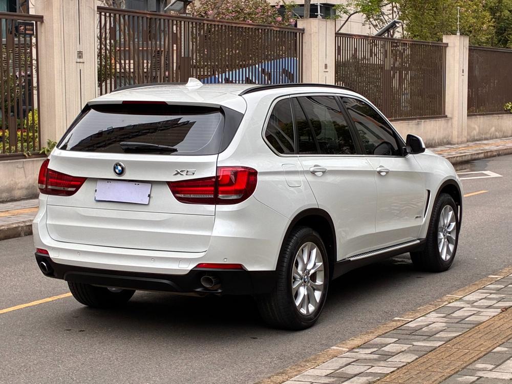 BMW BMW X5 (Import)