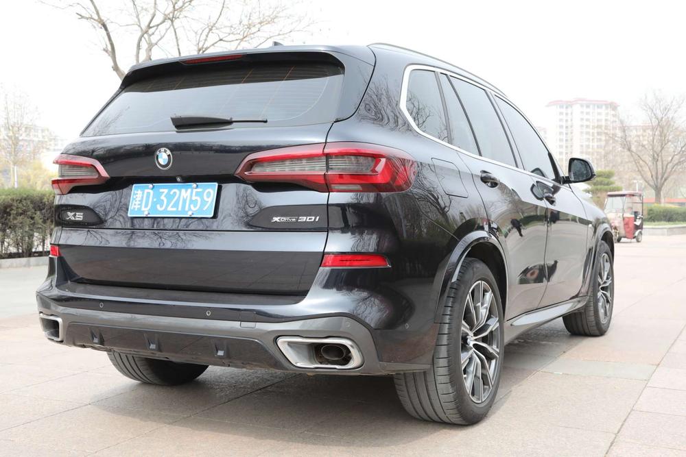 BMW BMW X5 (Import)