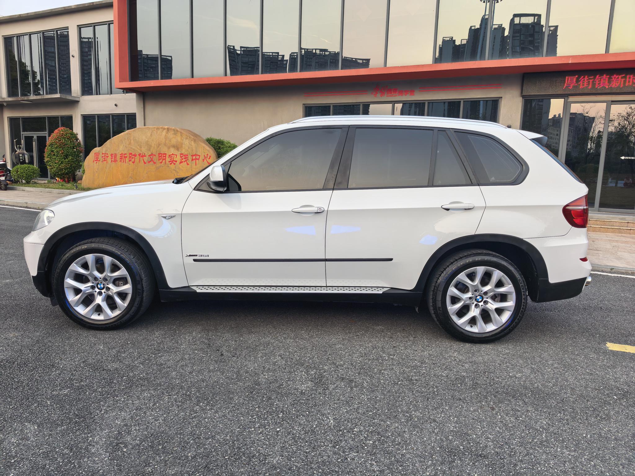 BMW BMW X5 (Import)
