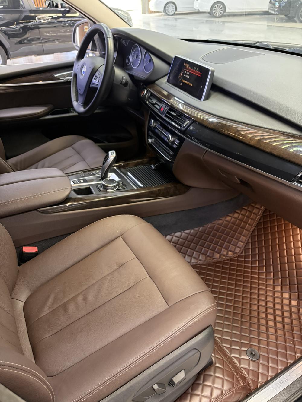 BMW BMW X5 (Import)