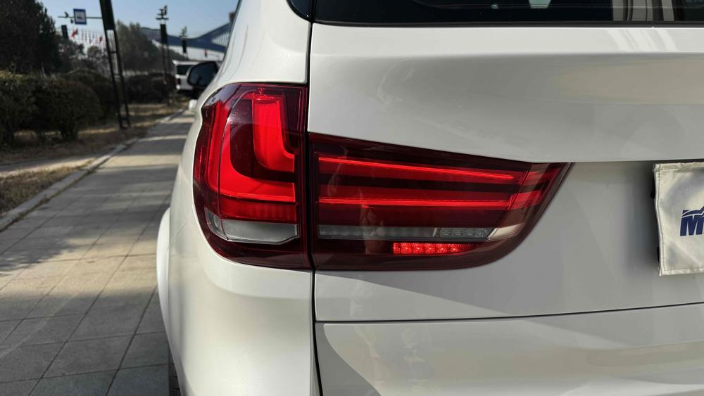 BMW BMW X5 (Import)