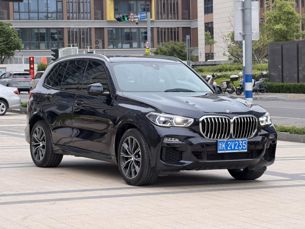 BMW BMW X5 (Import)