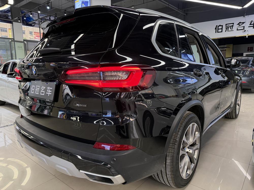 BMW BMW X5 (Import)