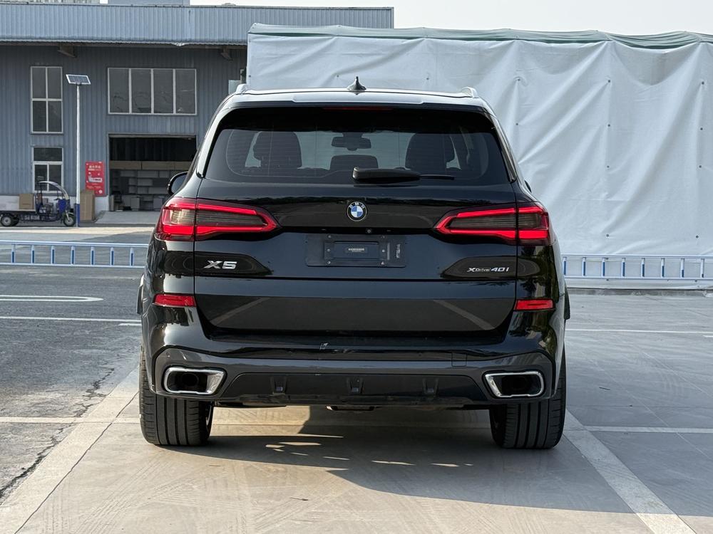 BMW BMW X5 (Import)