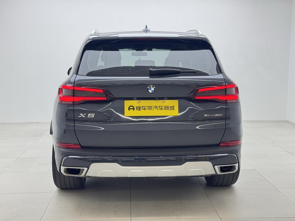 BMW BMW X5 (Import)