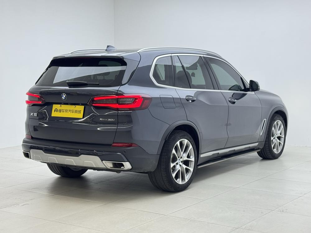 BMW BMW X5 (Import)