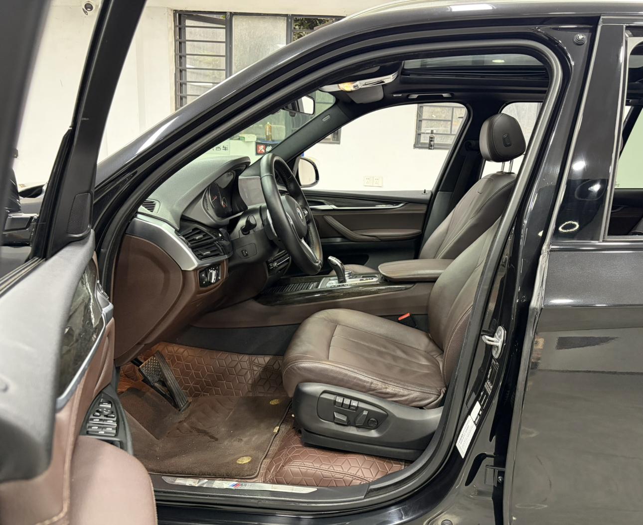 BMW BMW X5 (Import)