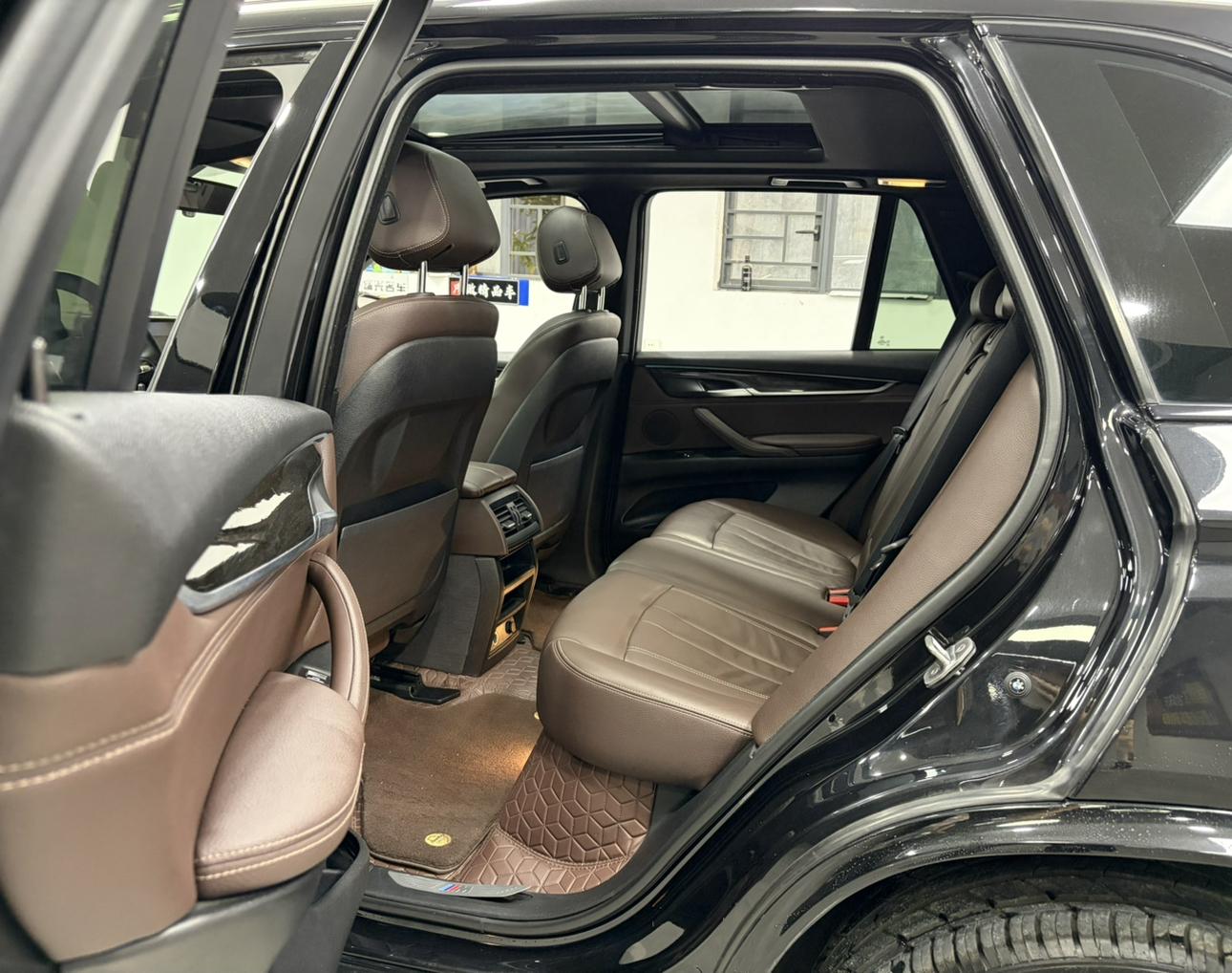 BMW BMW X5 (Import)