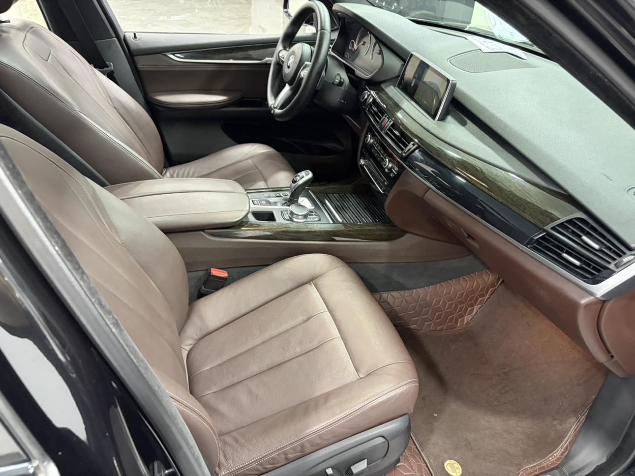BMW BMW X5 (Import)