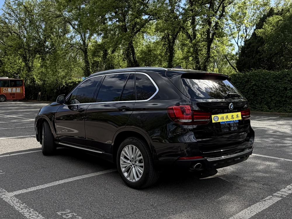 BMW BMW X5 (Import)