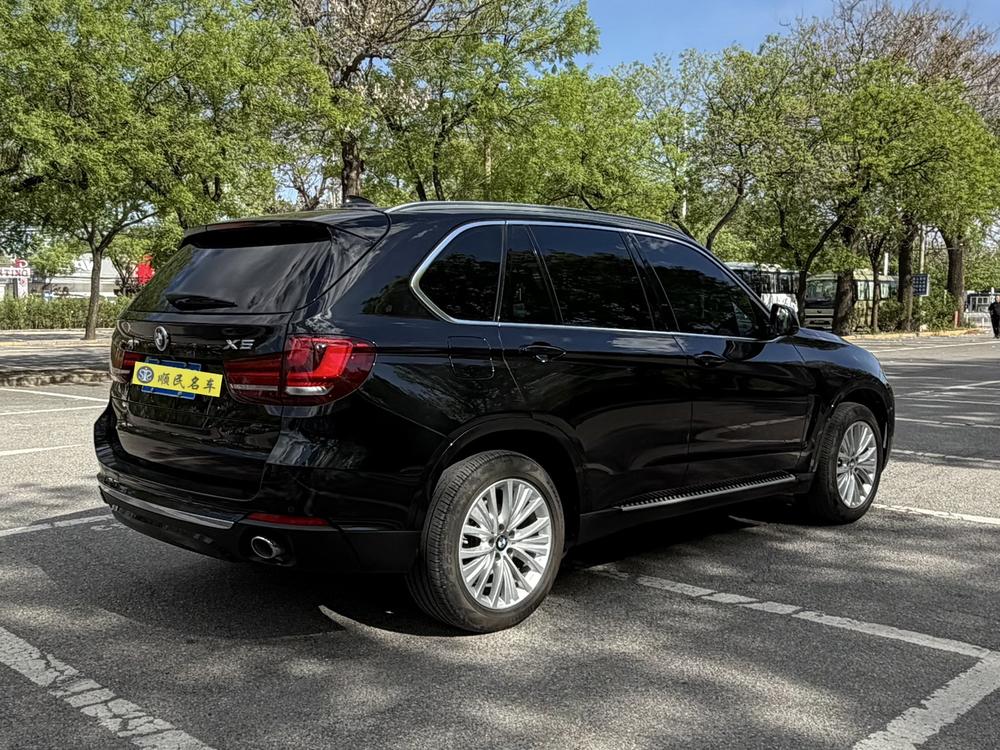BMW BMW X5 (Import)