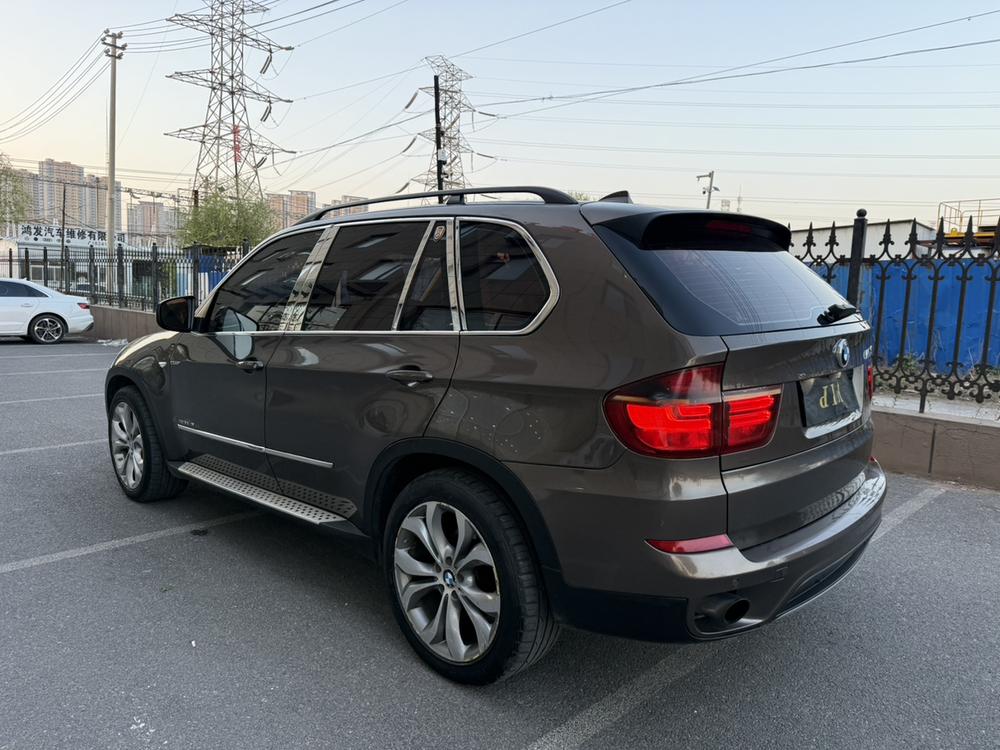 BMW BMW X5 (Import)