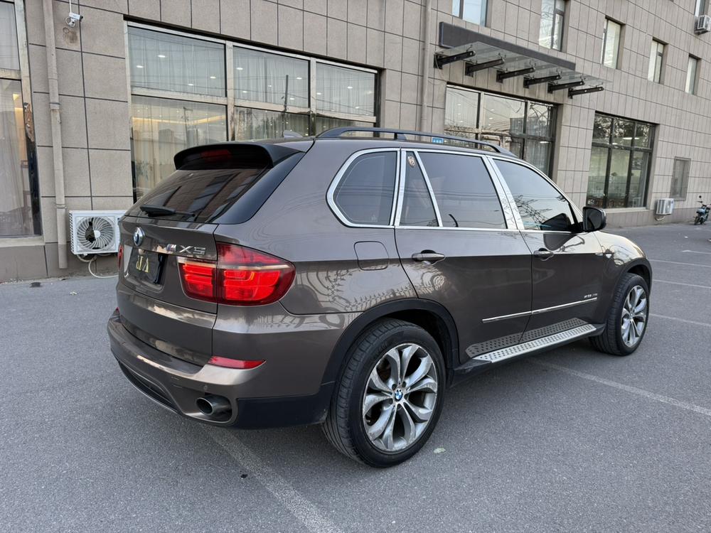 BMW BMW X5 (Import)