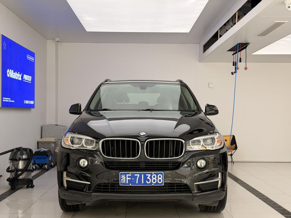 BMW BMW X5 (Import)