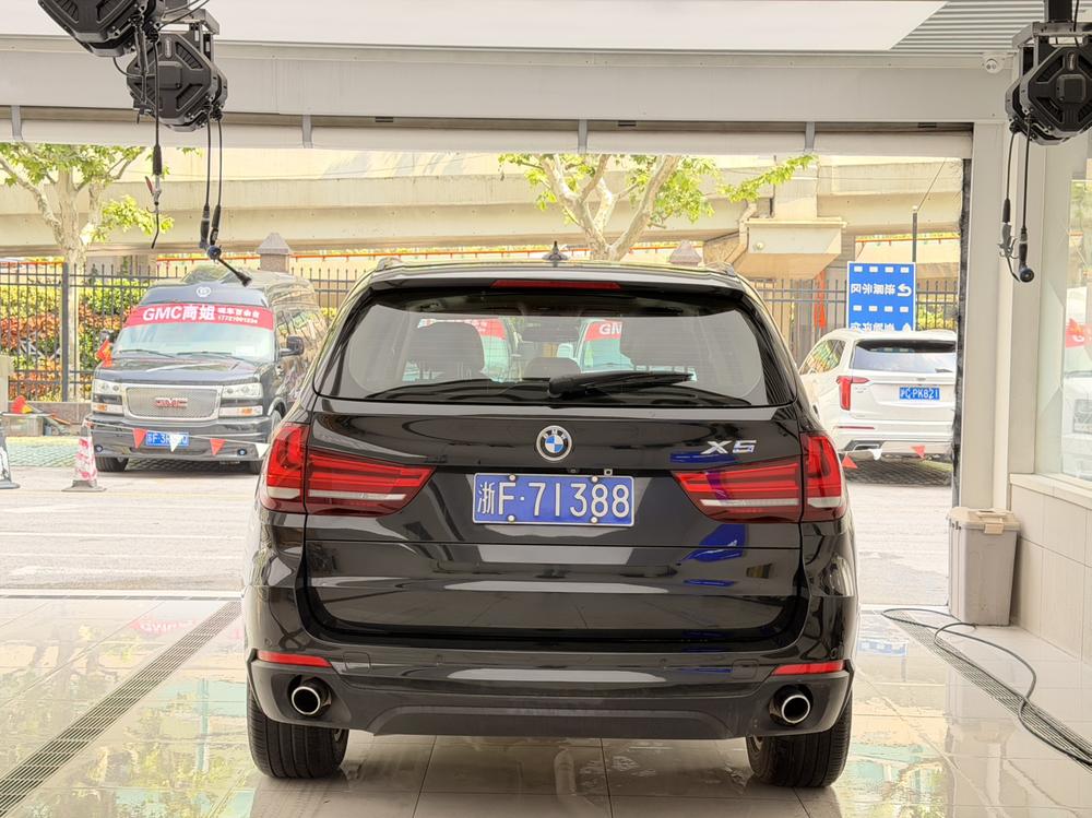 BMW BMW X5 (Import)