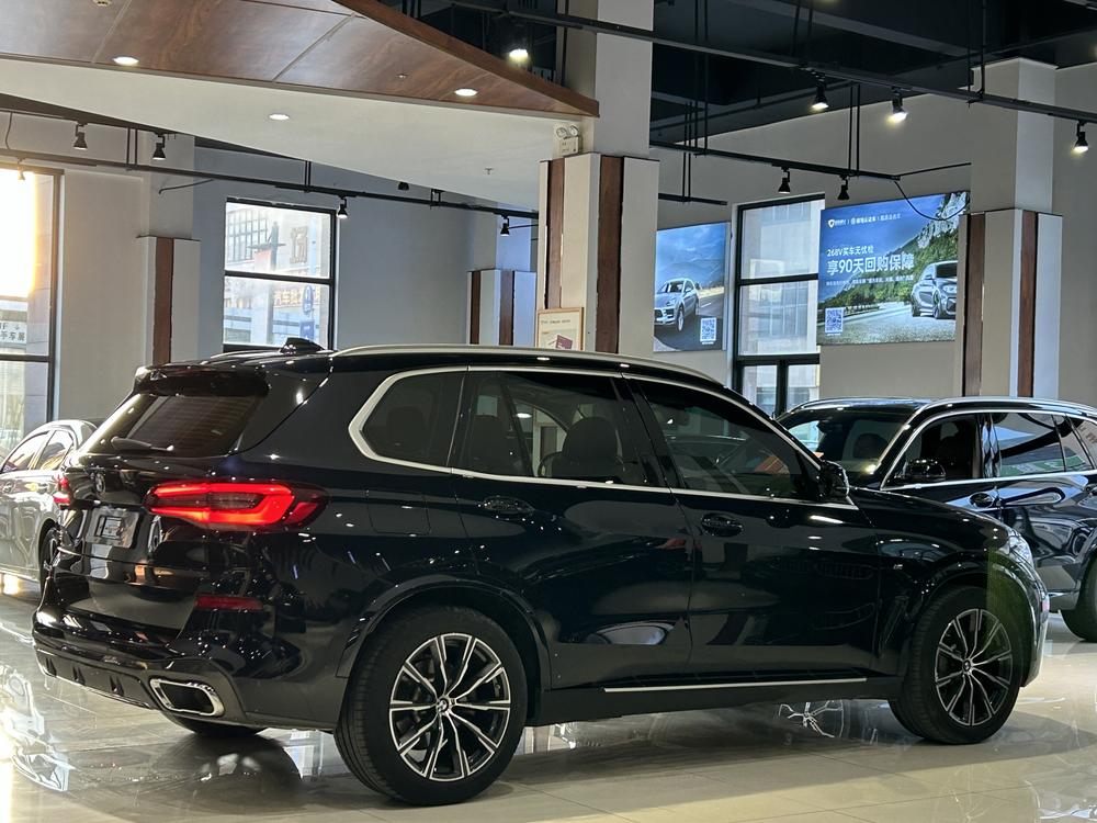 BMW BMW X5 (Import)