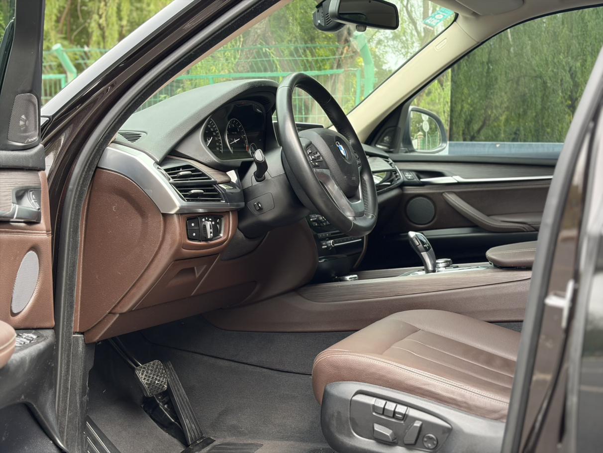 BMW BMW X5 (Import)