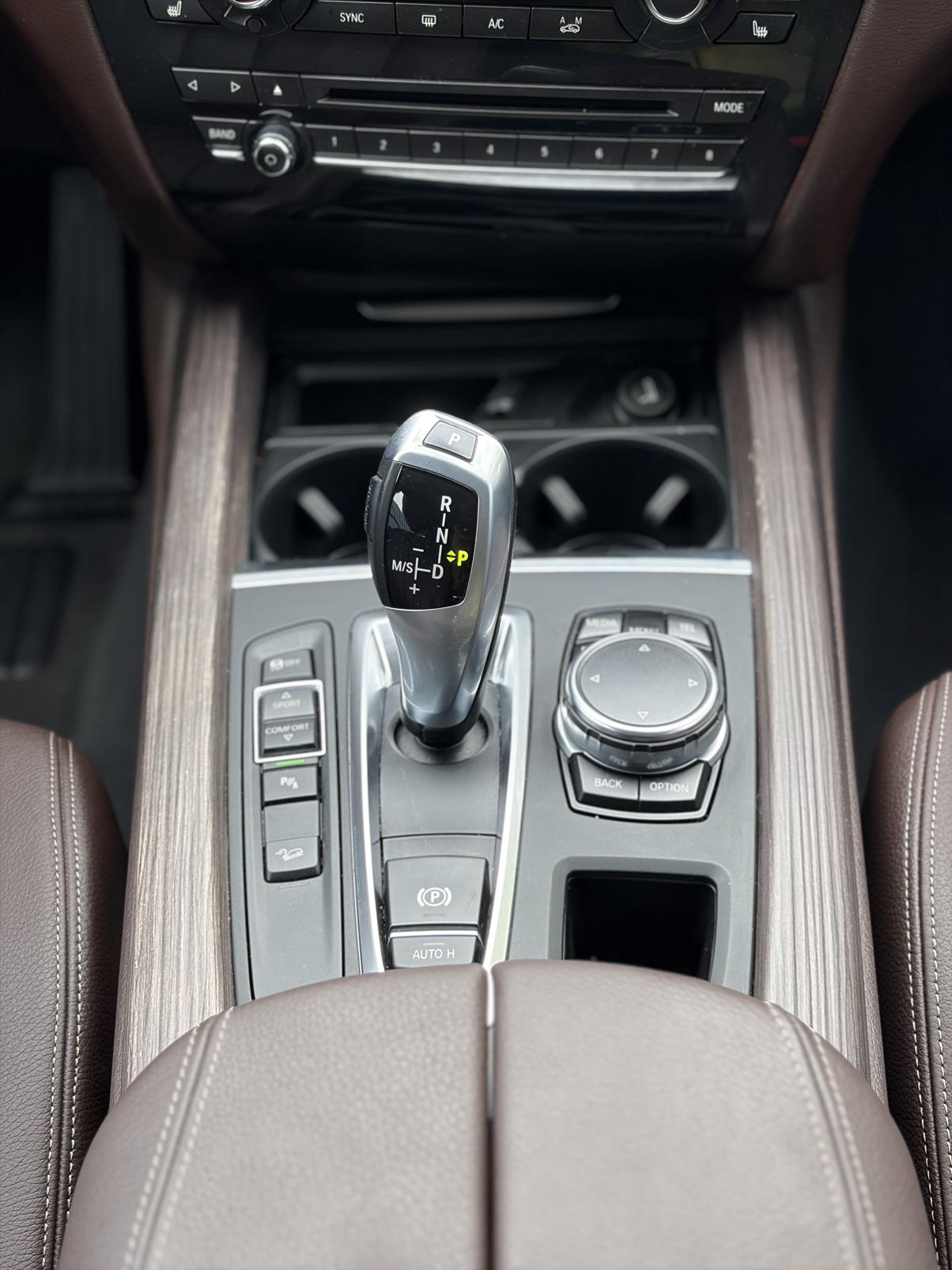 BMW BMW X5 (Import)