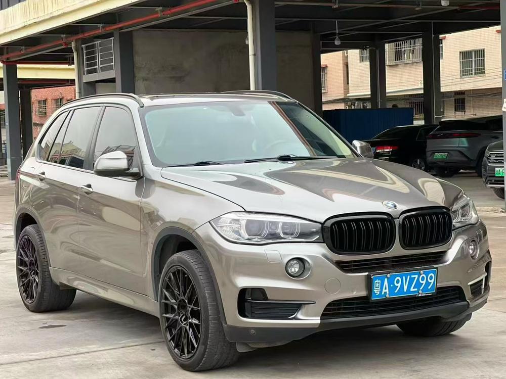 BMW BMW X5 (Import)
