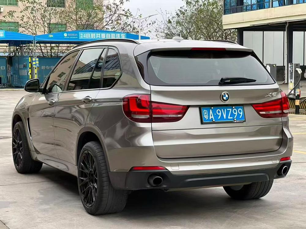 BMW BMW X5 (Import)