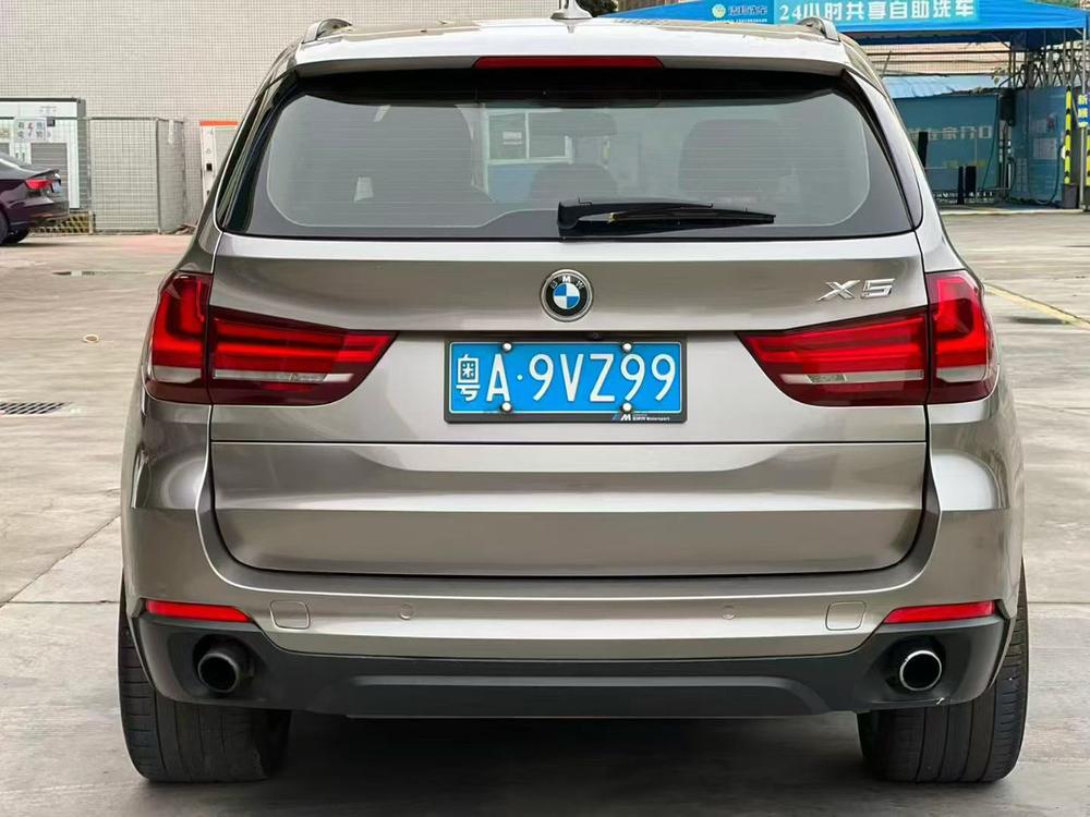 BMW BMW X5 (Import)