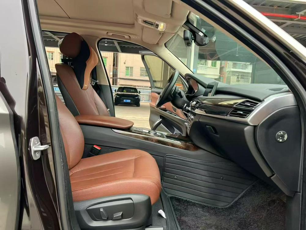 BMW BMW X5 (Import)