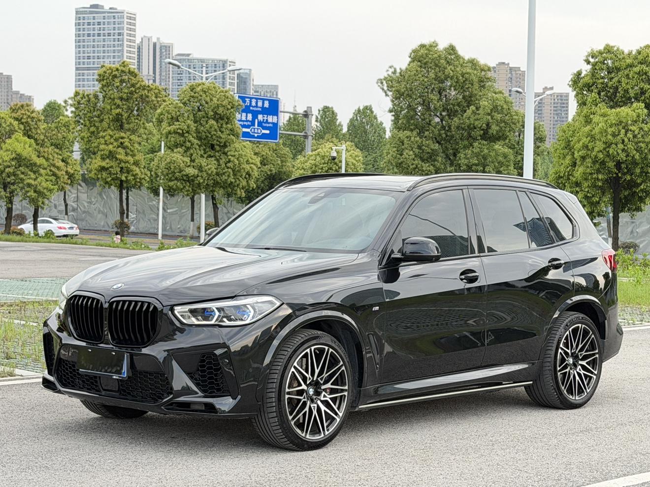 BMW BMW X5 (Import)