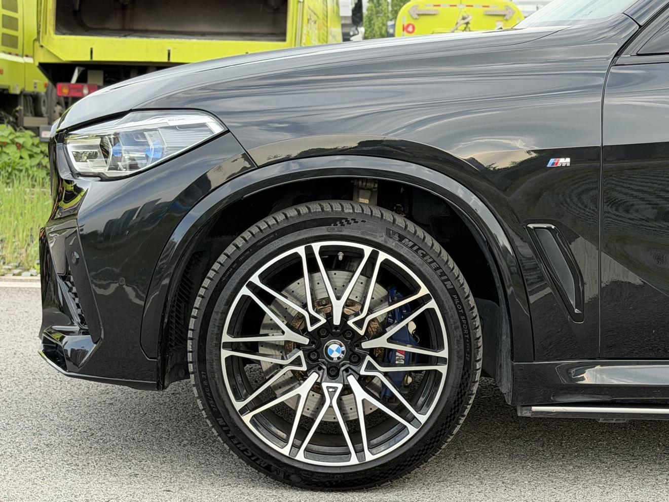 BMW BMW X5 (Import)