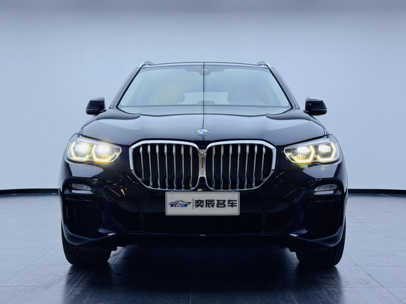 BMW BMW X5 (Import)