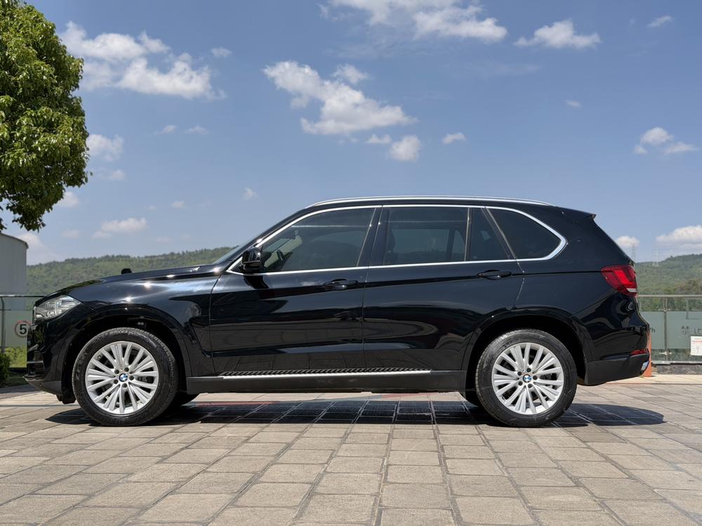 BMW BMW X5 (Import)