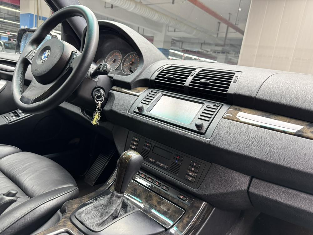 BMW BMW X5 (Import)