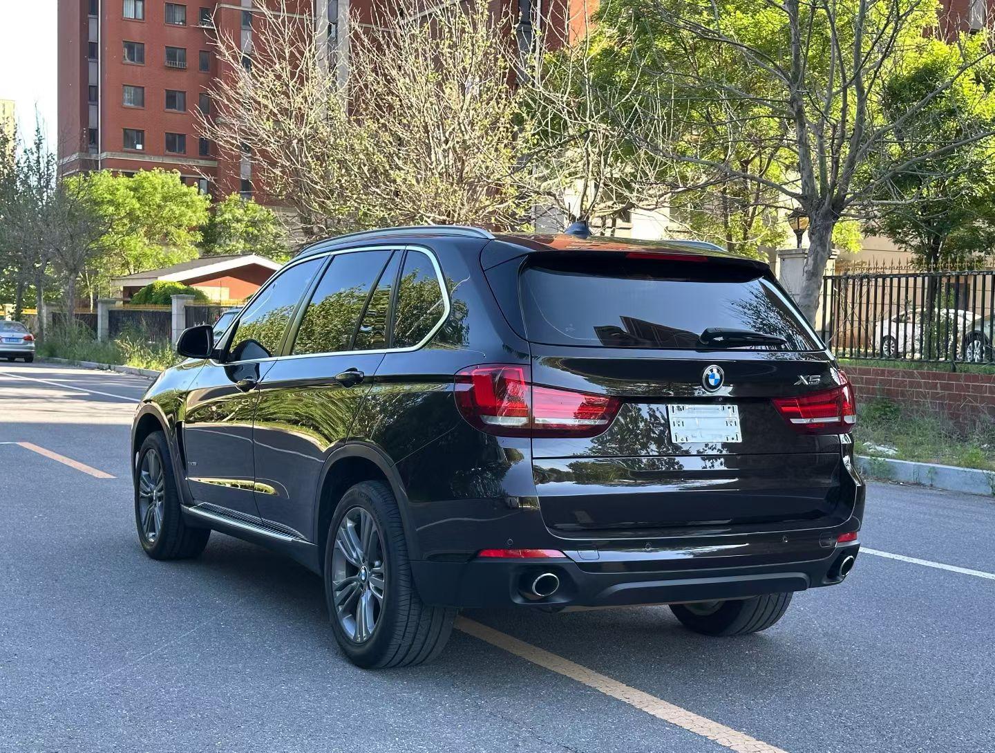 BMW BMW X5 (Import)