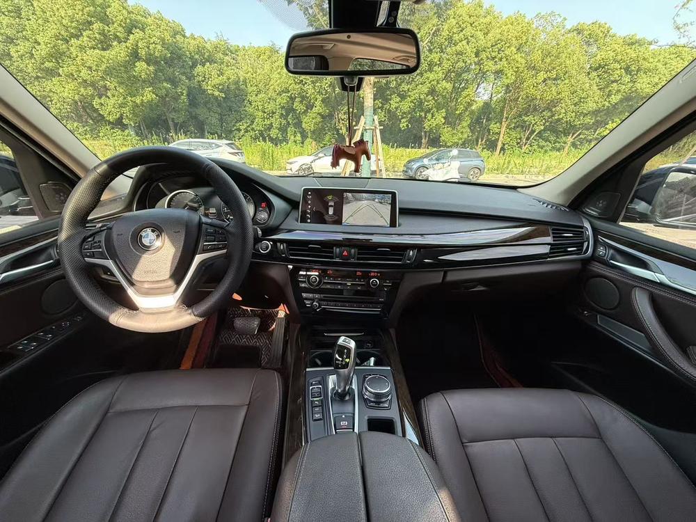 BMW BMW X5 (Import)