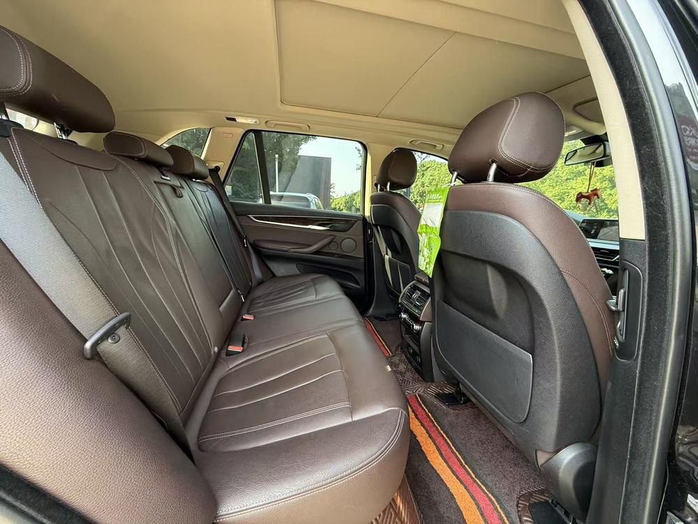BMW BMW X5 (Import)