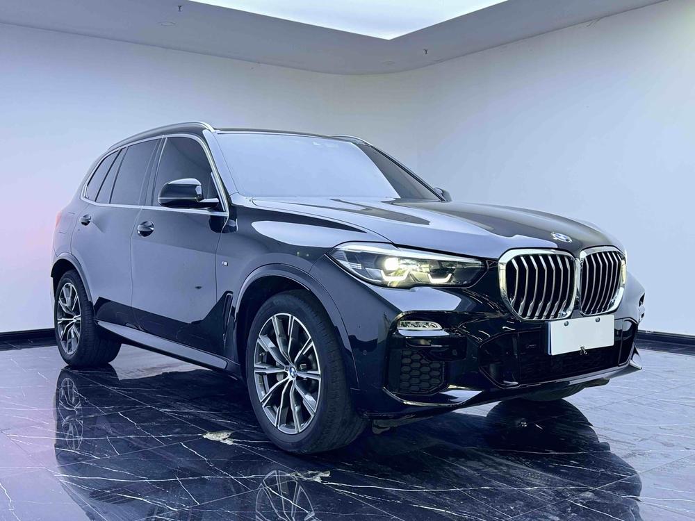 BMW BMW X5 (Import)