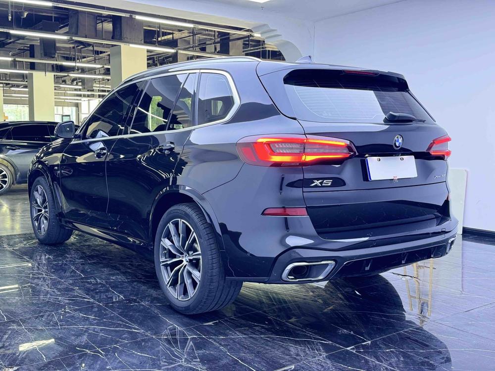 BMW BMW X5 (Import)