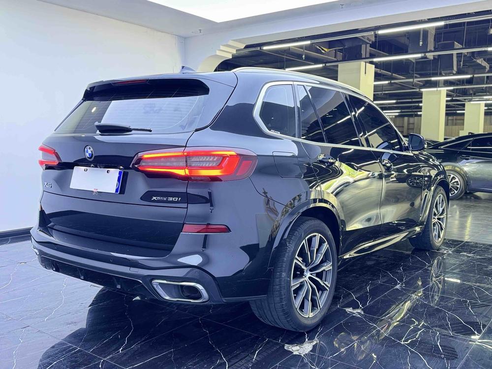 BMW BMW X5 (Import)