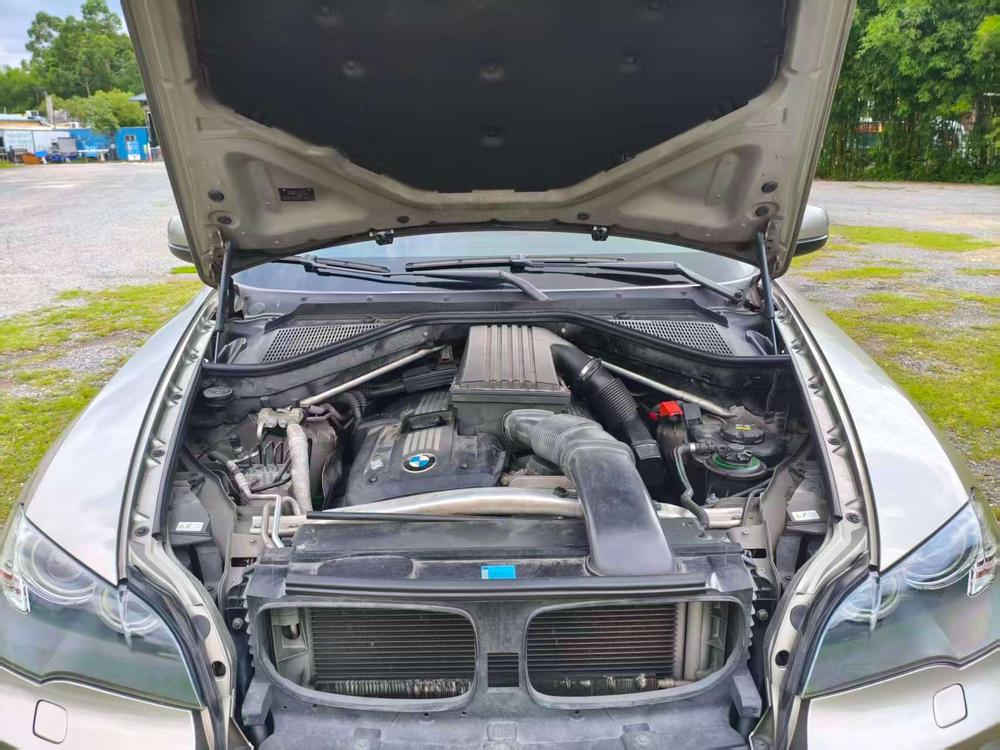 BMW BMW X5 (Import)