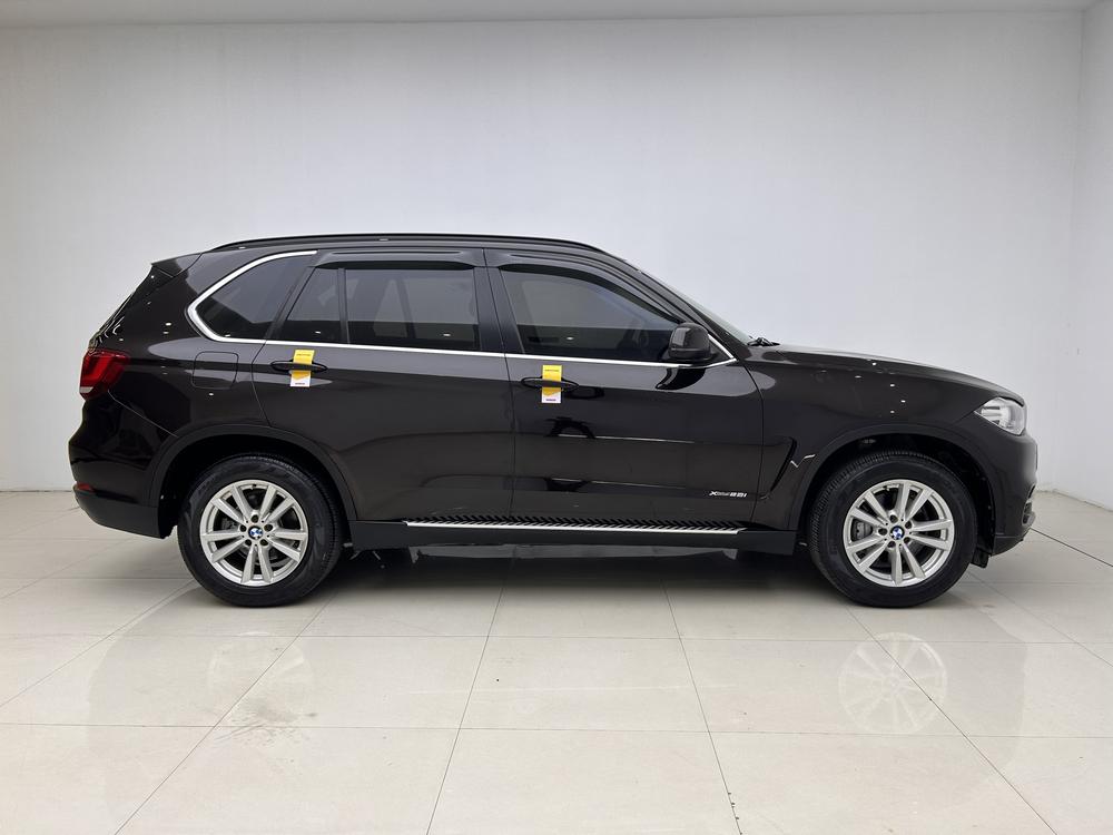 BMW BMW X5 (Import)