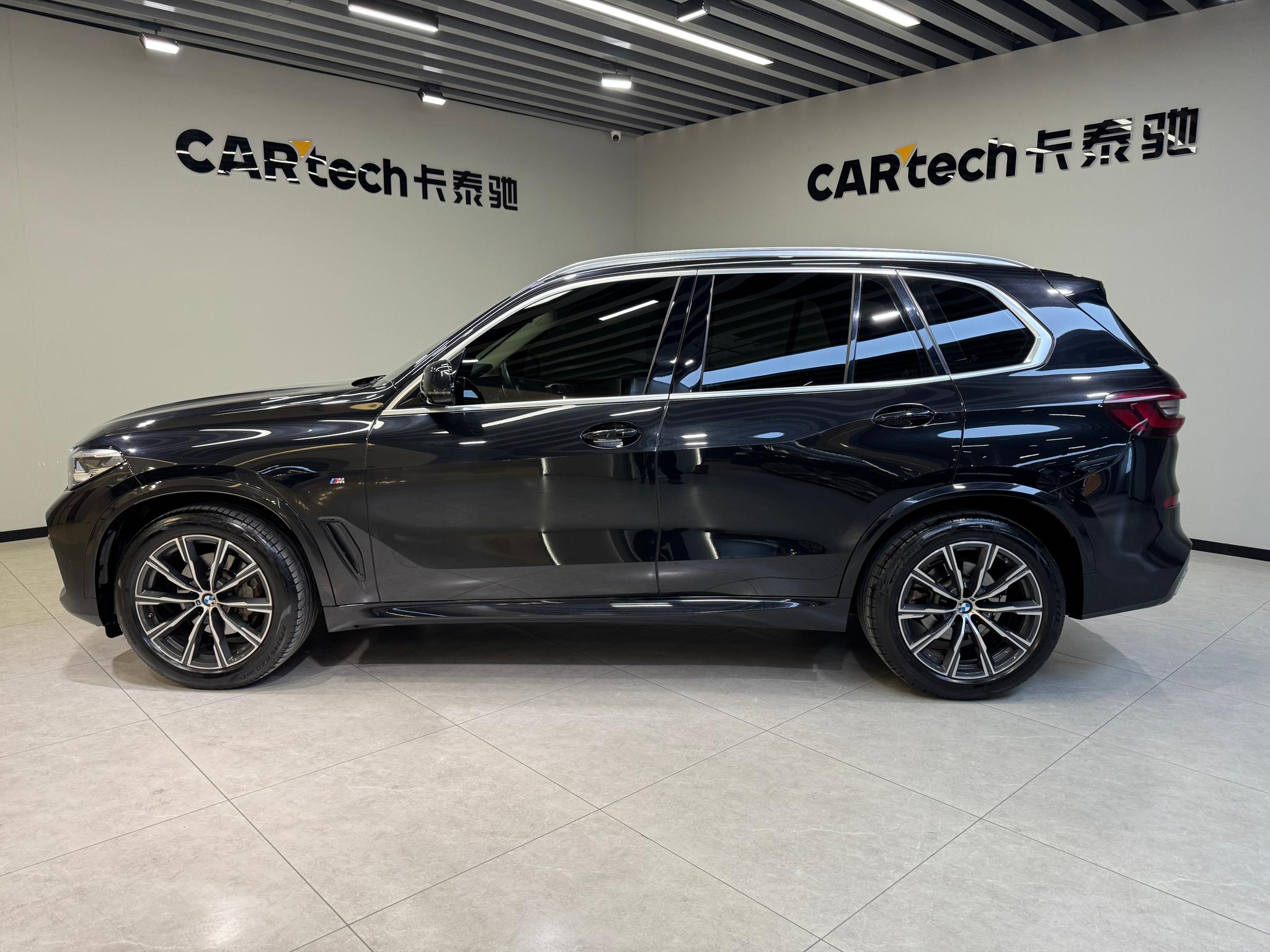 BMW BMW X5 (Import)