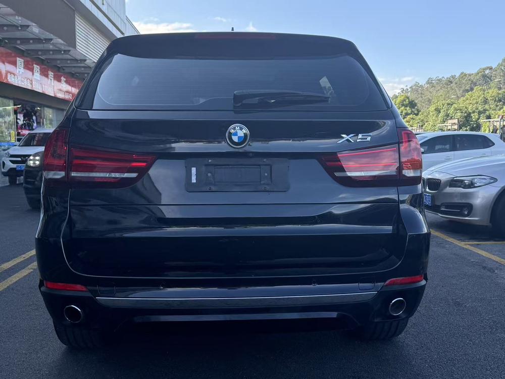 BMW BMW X5 (Import)