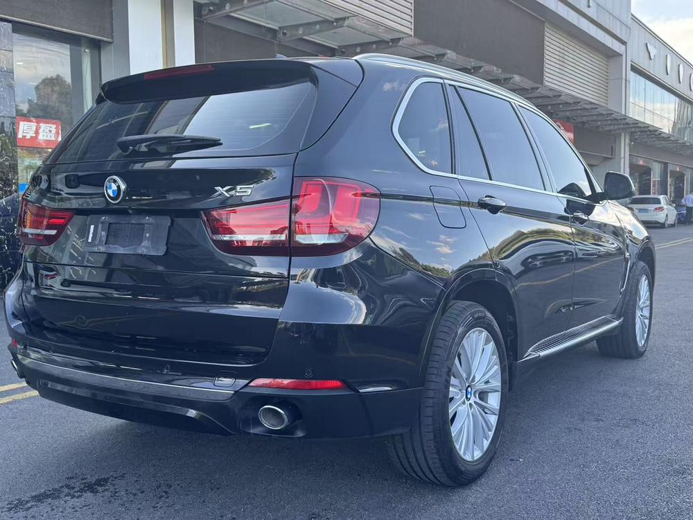 BMW BMW X5 (Import)