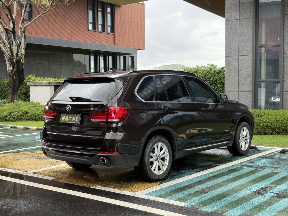 BMW BMW X5 (Import)